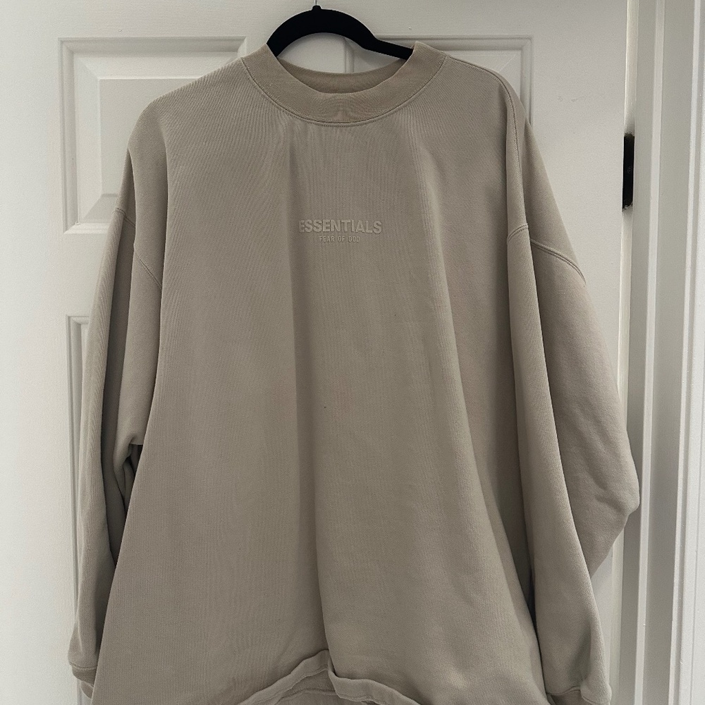 Essentials crewneck